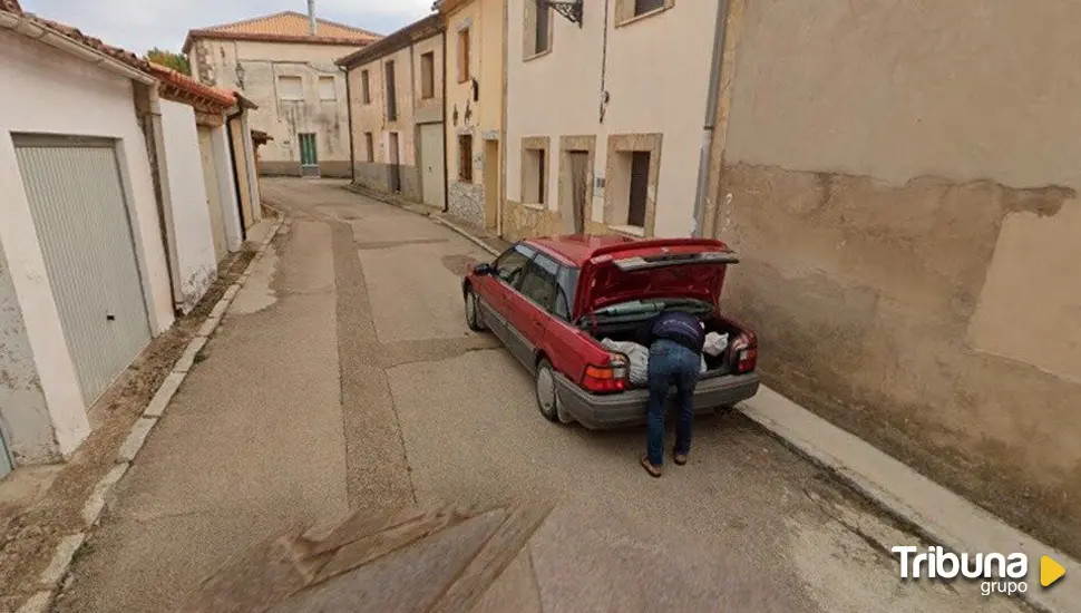 La imagen viral que ha convertido a 'Google Street View' en el Sherlock Holmes de la España vaciada 