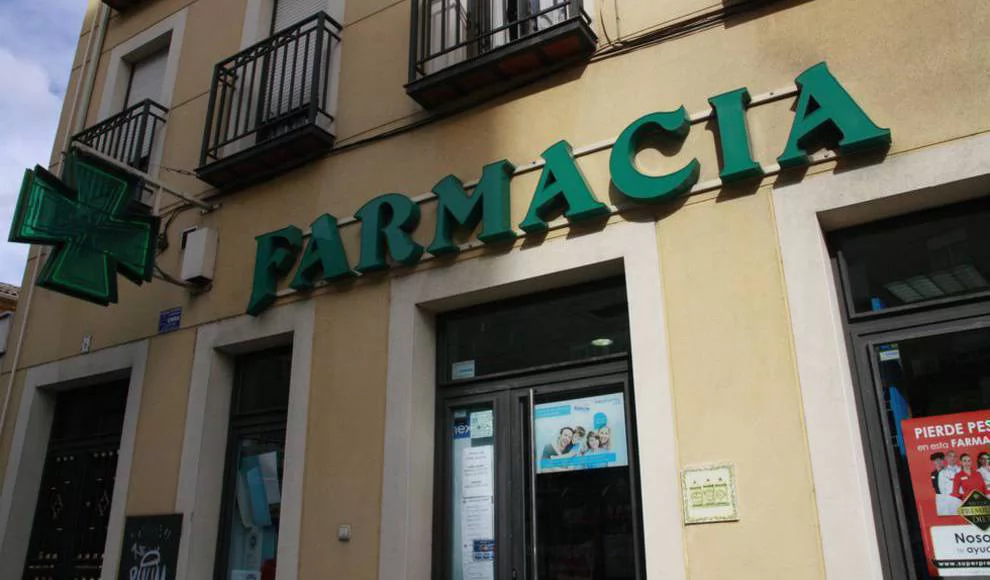 El protocolo que ya se sigue en las farmacias de Castilla y León y que advierte a Sanidad de aquellos que no quieren vacunarse