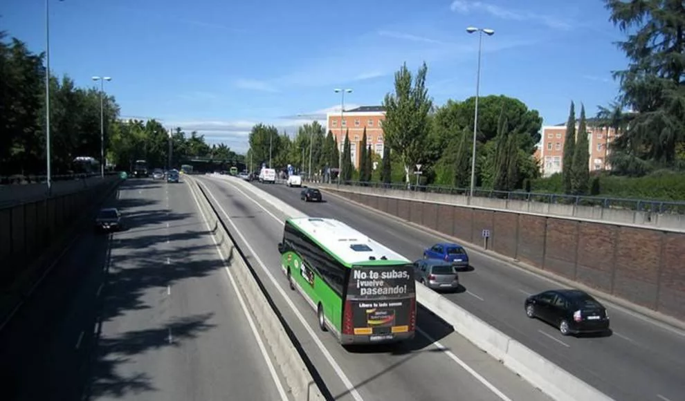 Detenido un hombre por exhibir sus genitales en un autobús y masturbarse ante los viajeros