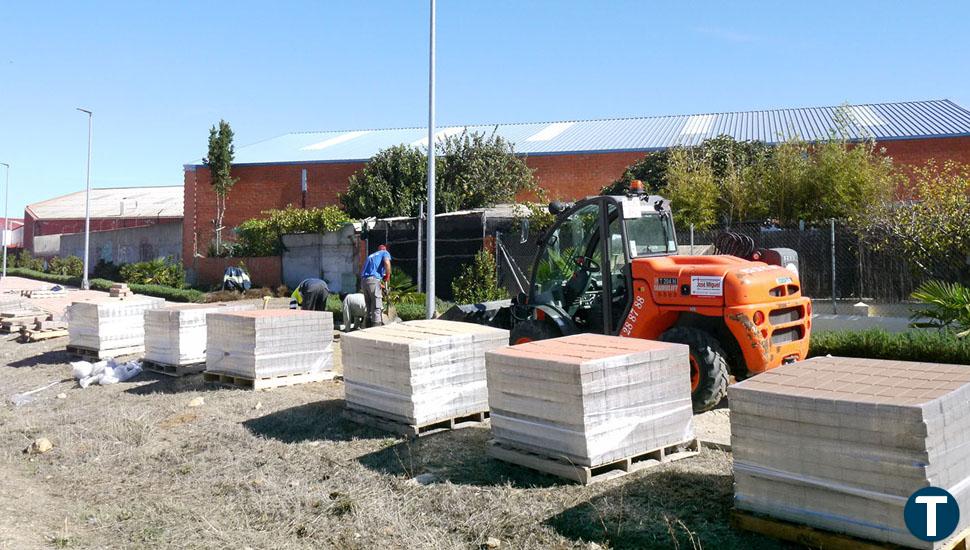 Carbajosa acomete las obras con las que se concluirá el acondicionamiento del entorno de la Vía Verde 