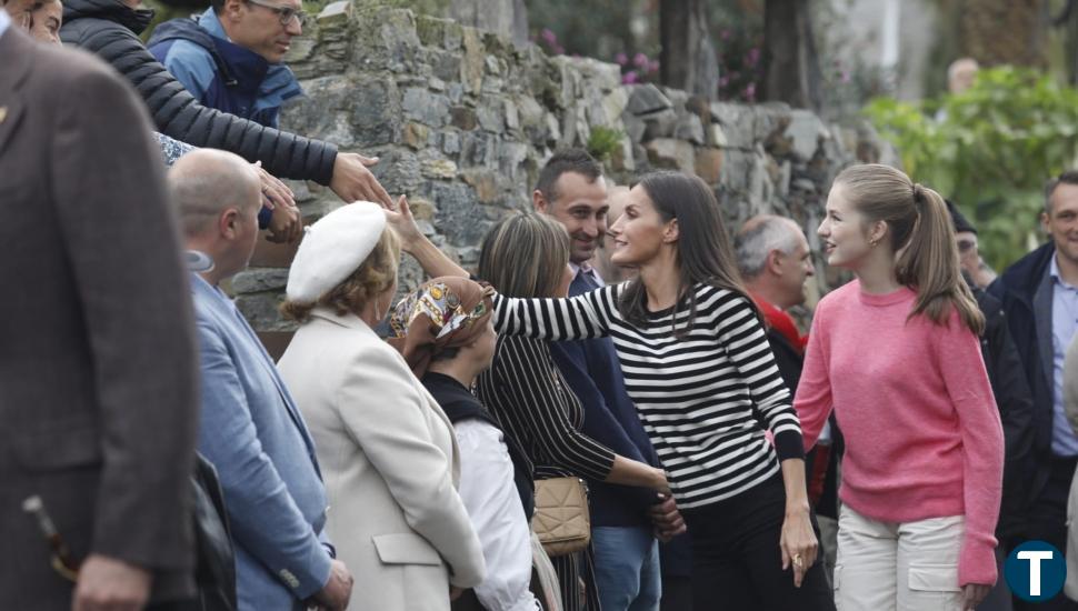 La Reina Letizia se encarga de leer el discurso de la princesa Leonor, afectada por gastroenteritis