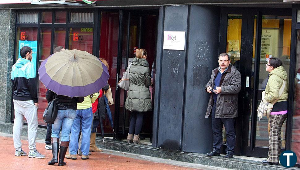 Paro en Castilla y León: Sube en 1.756 personas en octubre y el número de desempleados alcanza los 121.382   