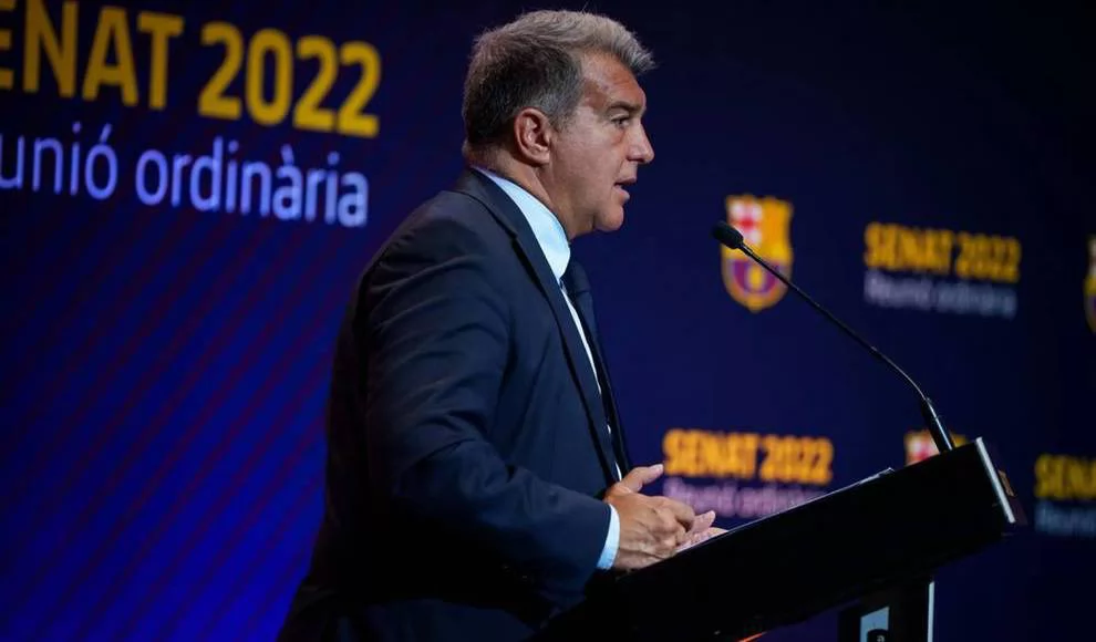 Laporta defiende a Piqué: "Eligió ser futbolista antes que empresario"