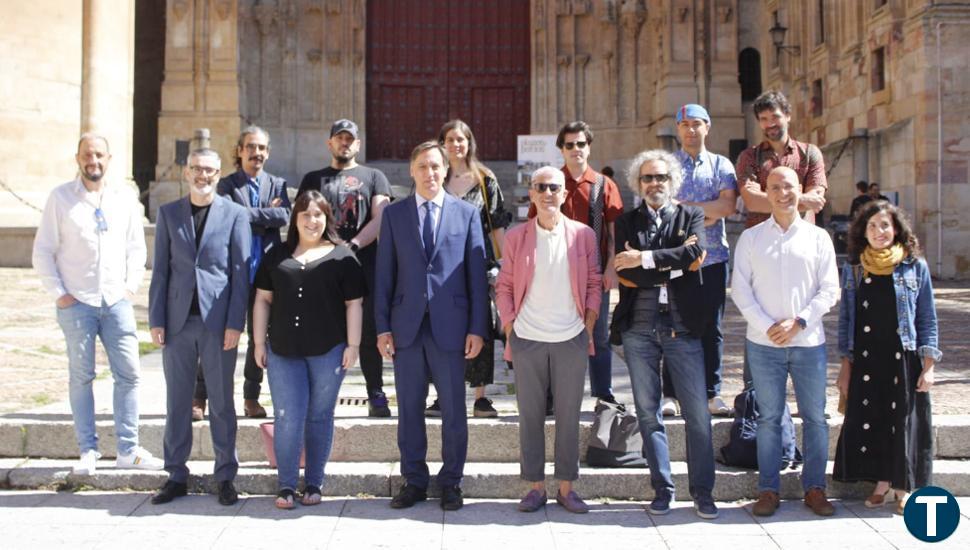 Vuelve Plazas y Patios, el gran festival de verano en los monumentos de Salamanca que llega al Tormes y los barrios