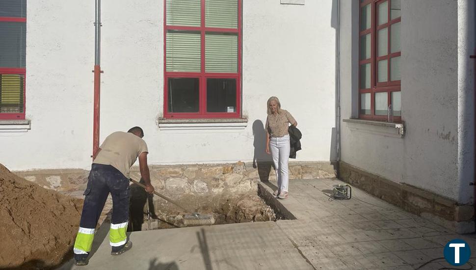 Comienzan las obras para la instalación de un ascensor en el CEIP Santa Teresa de Alba de Tormes