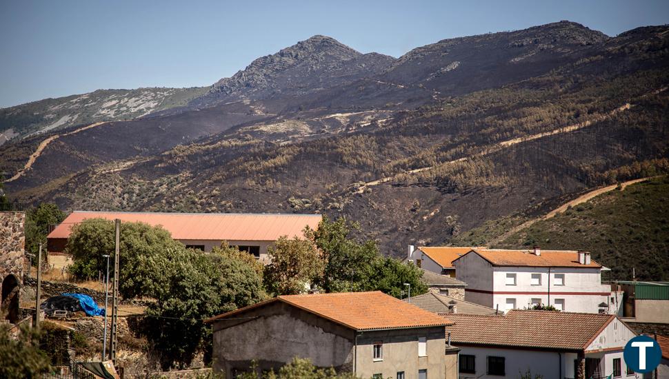 Monsagro homenajea a las personas e instituciones que trabajaron en la extinción del incendio de este verano