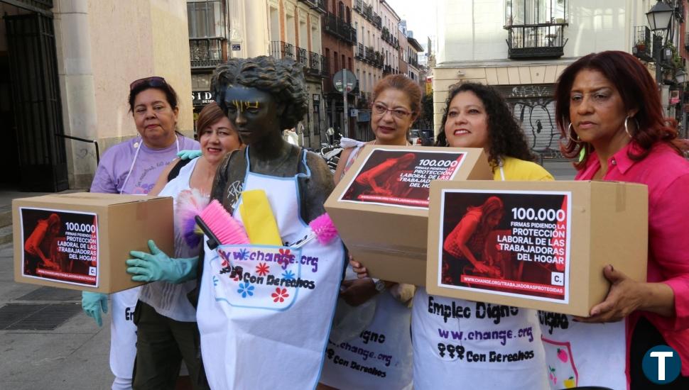 Las empleadas del hogar comenzarán a cotizar desde este sábado para cobrar el paro   