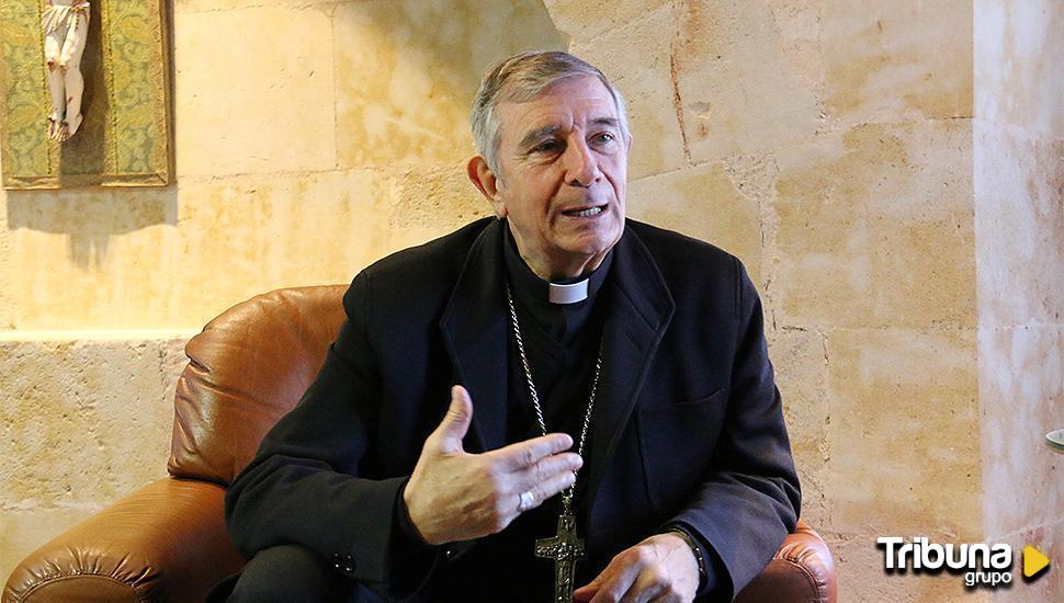 El Obispo de Salamanca valora su año y hace autocrítica: "Hay bastante desinformación de la Iglesia"