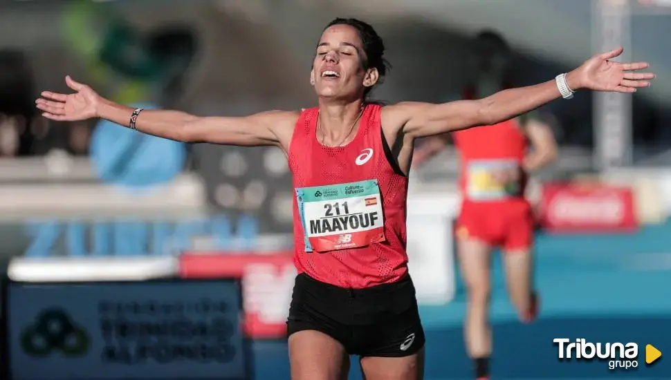 Majida Maayouf pulveriza el récord de España en el Maratón de Valencia