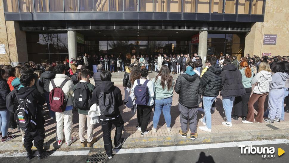 Vuelta a las aulas con Estela Domínguez en mente: "Esforzada estudiante... tuvo muy poco tiempo para vivir la universidad"