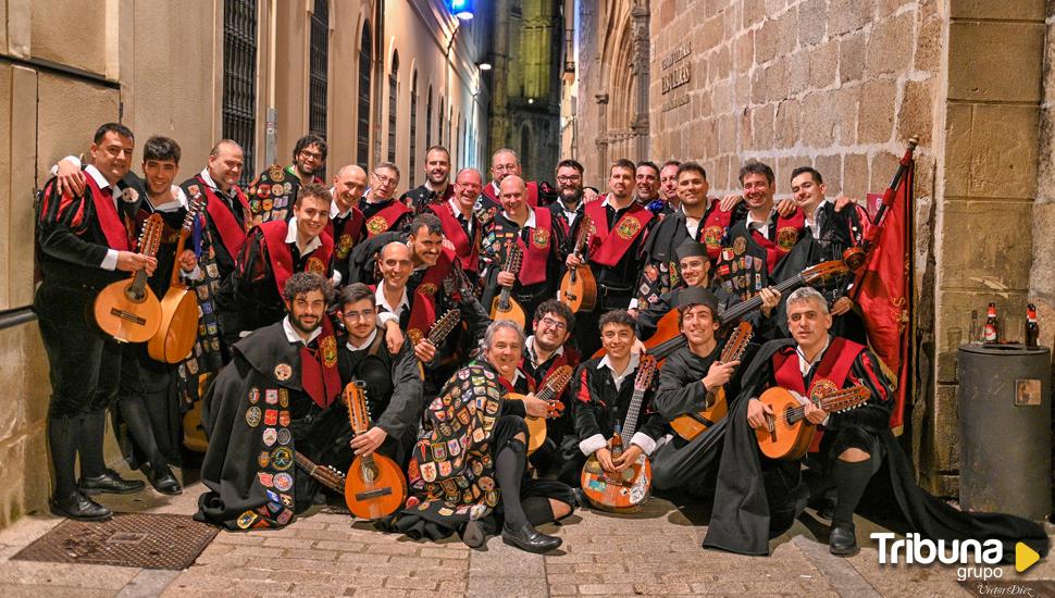 La Tuna universitaria de Salamanca gana el primer premio del VIII Certamen Nacional de Tunas Universitarias 