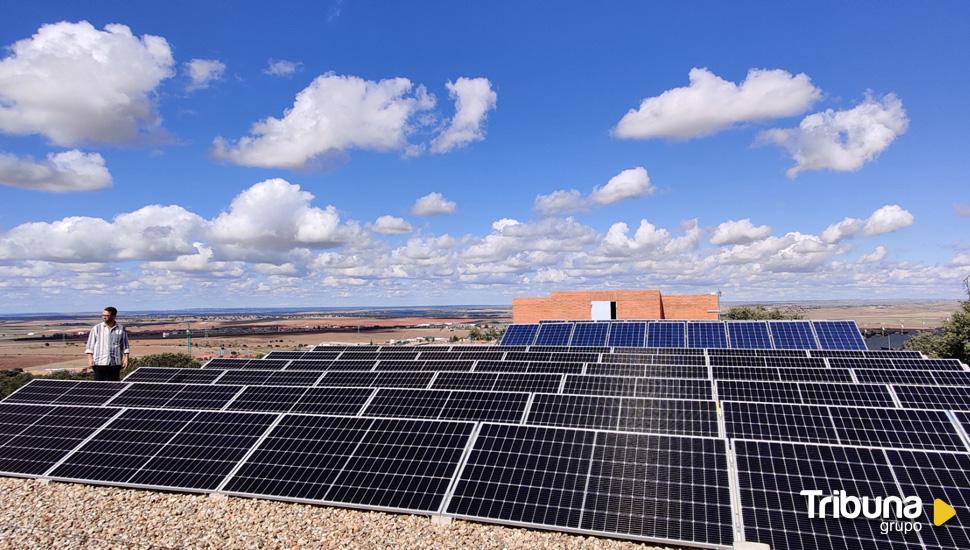 Carrascal de Barregas instalará placas solares y bombas de aerotermia en cuatro edificios públicos 