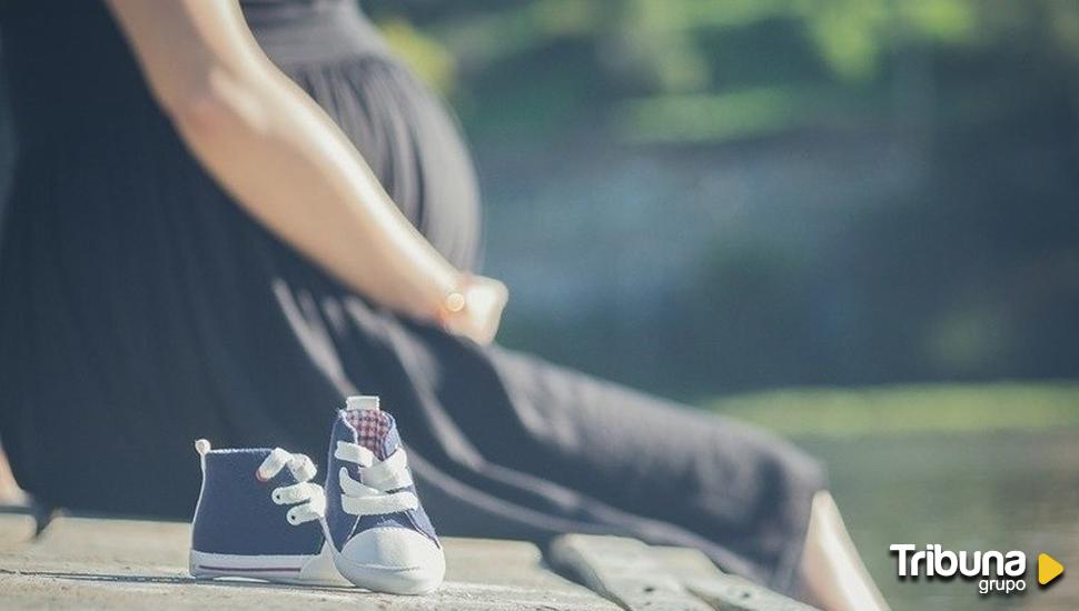 Oír música durante el embarazo aumenta la capacidad cerebral y de habla de los bebés