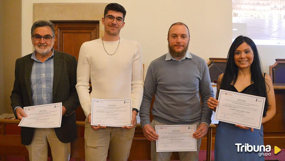 Un estudiante y un profesor jubilado de la USAL, ganadores del I Concurso 'Palabras para Ucrania'