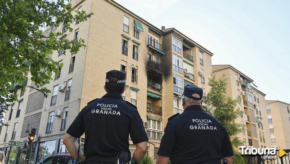 Muere un niño de 6 años y su madre resulta herida grave en un incendio en Granada