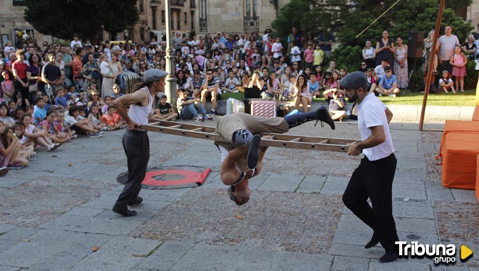 El Fácyl encara su recta final con circo, luz y color en las calles de Salamanca