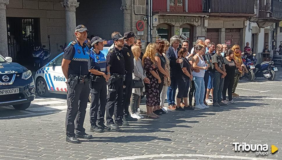 Béjar y Salamanca guardan un minuto de silencio por la mujer asesinada a manos de su pareja