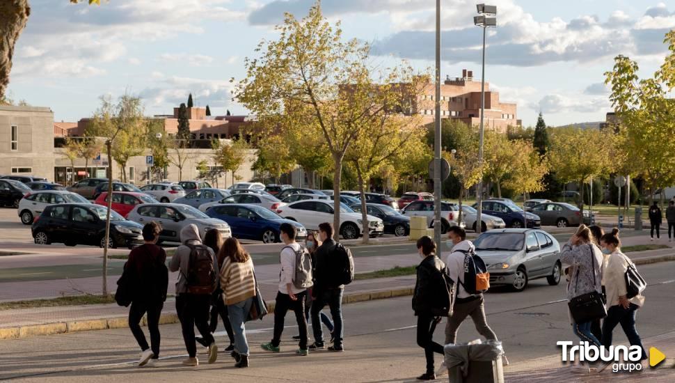 Un número para apuntar en la agenda: 677 509 157, el teléfono de la Usal y la Upsa contra las novatadas