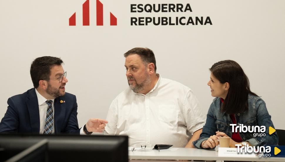 ERC, vital para la investidura pero apartados del foco tras la 'irrupción' de Puigdemont