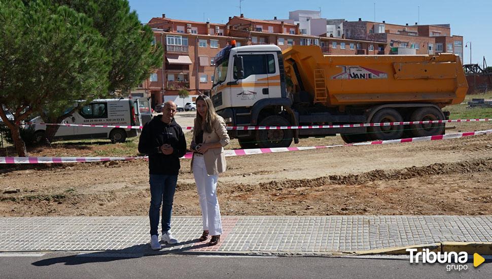 Santa Marta habilitará 13 nuevas plazas de aparcamiento en el centro del municipio