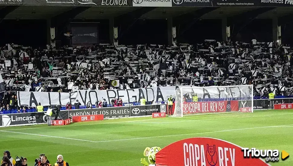 El Unionistas-FC Barcelona desde la barrera: Los mil y un detalles de un partido para la historia