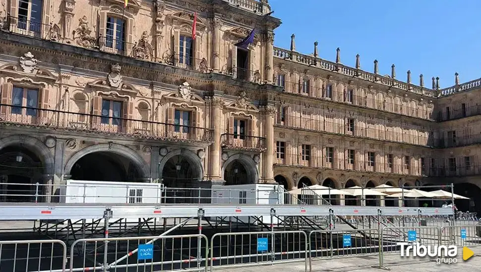 El PSOE demanda actualizar el reglamento municipal de uso de la Plaza Mayor ante su "sobreexplotación"