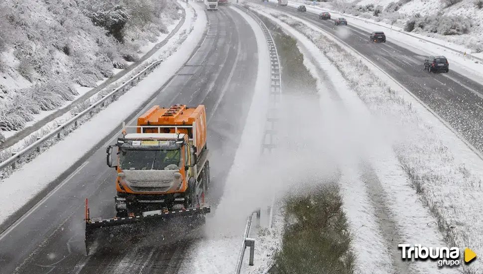 El Congreso pide que se prohíba circular por el carril izquierdo en autovías y autopistas en caso de nevadas