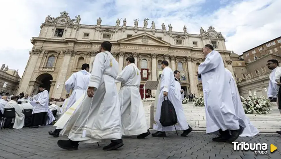 El papa proclama santos al burgalés Manuel Ruiz López y otros seis franciscanos españoles