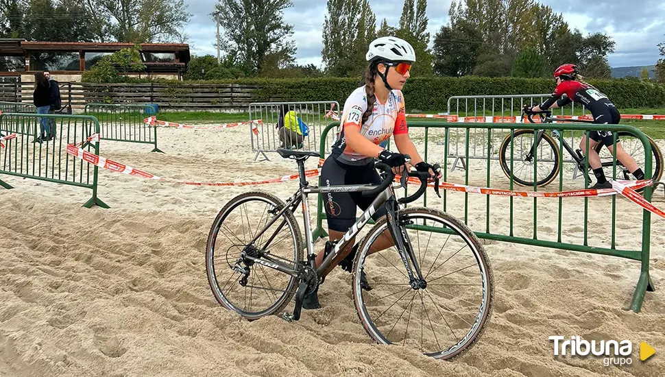 La ciclista salmantina Lucía Bautista debuta en ciclocross con un segundo puesto de Castilla y León 