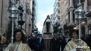 Santa Teresa vuelve a Salamanca en una jornada de fe y devoción