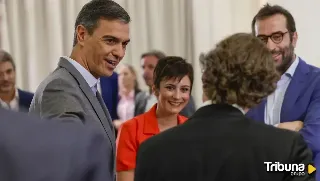 Sánchez niega trato con Aldama y los ministros tiran de 'book' de fotos 