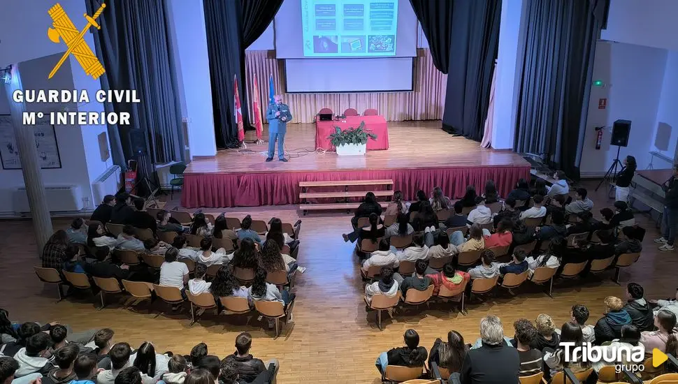 Más de 300 alumnos de Salamanca participan en la 'VI CIBERLIGA Guardia Civil'