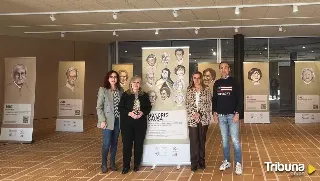 La exposición que homenajea a las mujeres 'Honoris Causa' de la USAL llega a Carbajosa