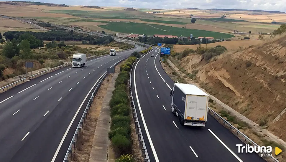 El tráfico de mercancías repunta en Castilla y León y da un alivio a los transportistas antes de Navidad