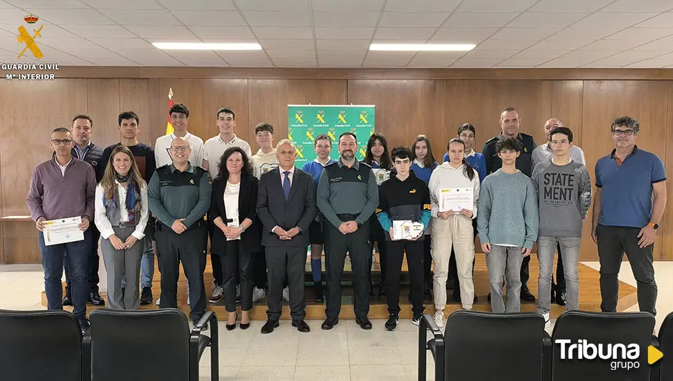 Alumnos de María Auxiliadora, Maristas y Fray Luis de León ganan la VI Ciberliga Guardia Civil de Salamanca