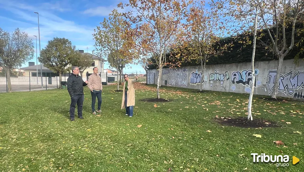 Carbajosa de la Sagrada estrena su tercer parque para perros, ubicado en la calle Juan Valdés