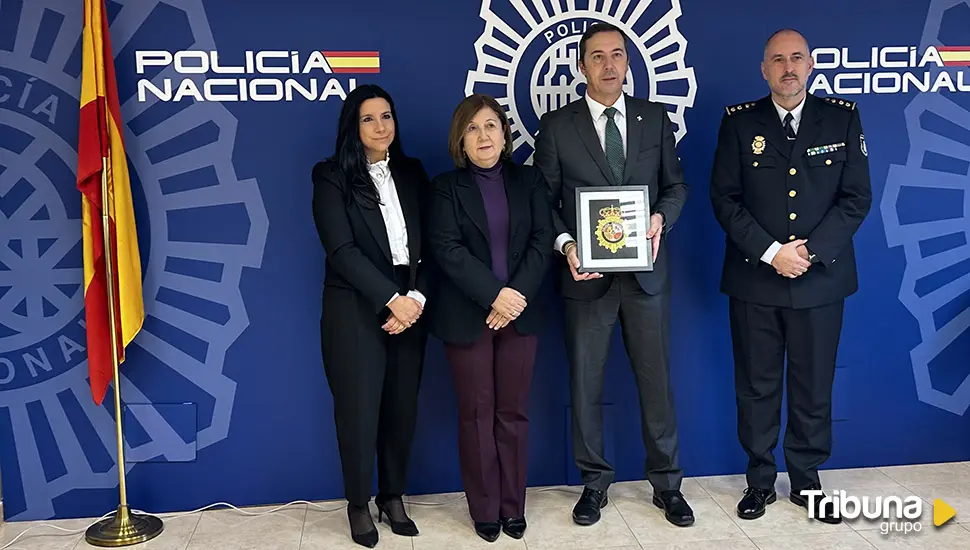 La Policía Nacional de Salamanca se forma para intervenciones de riesgo en instalaciones eléctricas