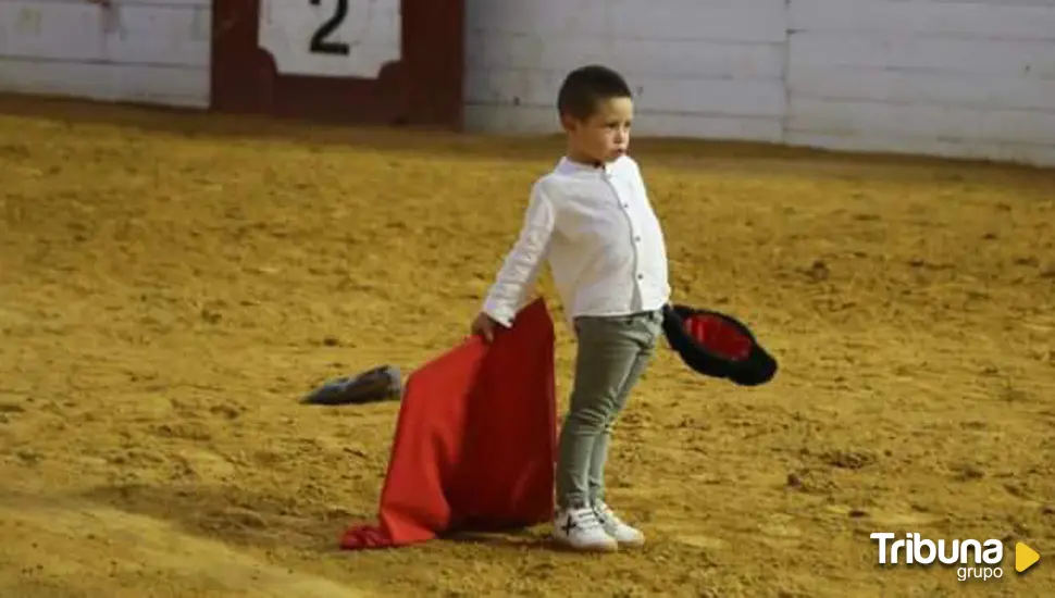 El pequeño valenciano Javier Adán 'El Balilla' será espectador de lujo en el festival solidario de Alba de Tormes