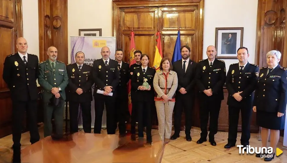 La UFAM de la Policía Nacional de Béjar, un ejemplo de "lucha decidida" contra la violencia de género