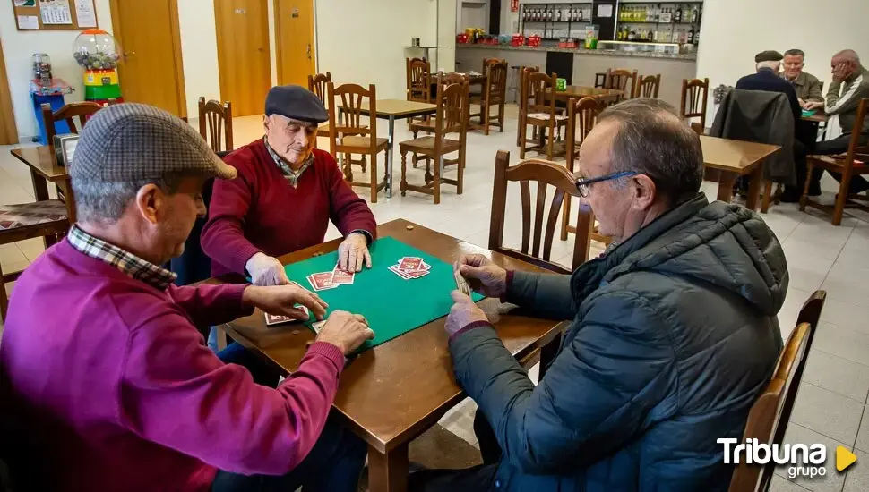 Estreno de ayudas para mantener abiertos locales de ocio en pequeños pueblos: una de las apuestas del 2024