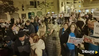 El PSOE asegura a Cuidamos Villamayor que pedirá una moratoria sobre la instalación de plantas y macrogranjas