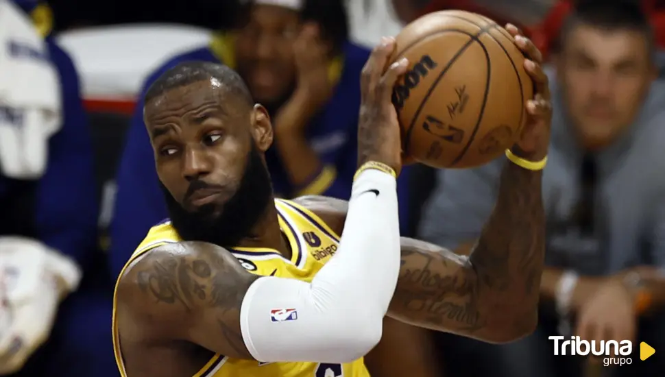 LeBron James, líder incuestionable en la pista y leyenda viva de la NBA, cumple 40 años