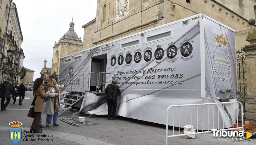 Ciudad Rodrigo refuerza la instalación de baños portátiles durante el Carnaval del Toro