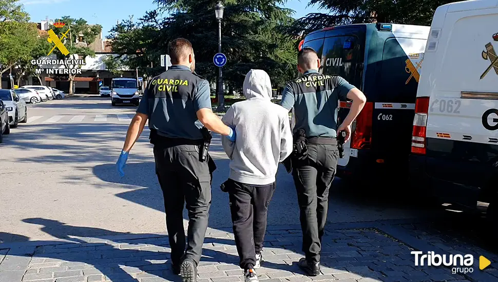 Tres detenidos acusados de cinco robos en los polígonos industriales de Villares de la Reina y Carbajosa