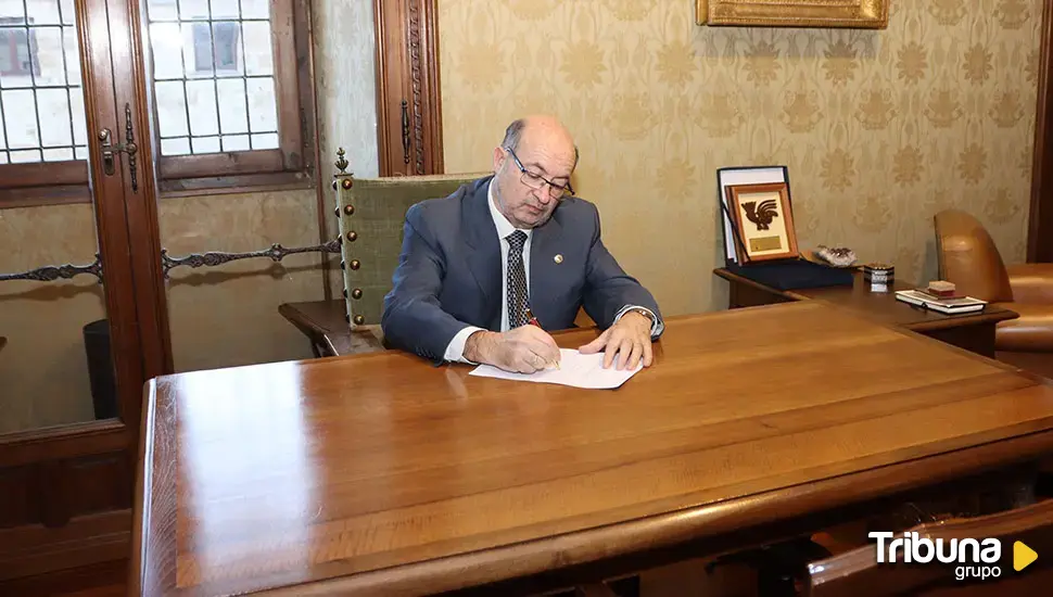 El rector en funciones David Díez convoca elecciones al Rectorado de la Universidad de Salamanca