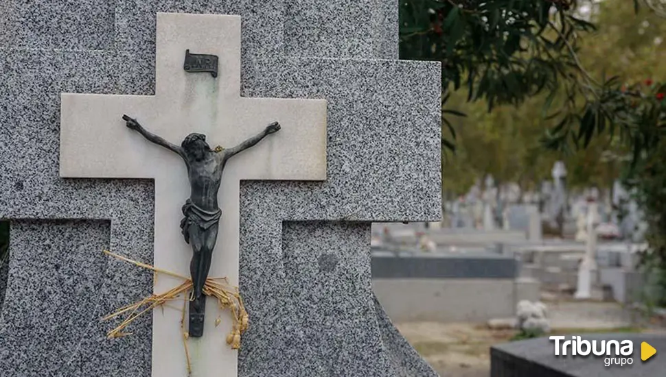 Desarticulada una banda que robaba crucifijos de bronce de los cementerios