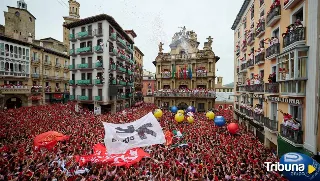 Pamplona lanza el Chupinazo al ritmo de Duguna e inicia los Sanfermines 2024
