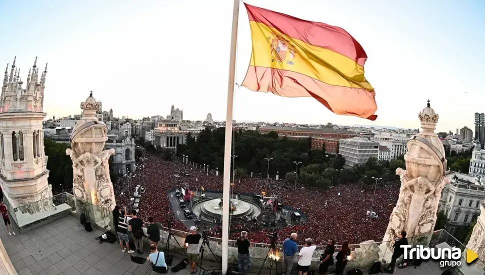 La UEFA abre un "procedimiento disciplinario" contra Rodri y Morata por los cánticos de 'Gibraltar, español'