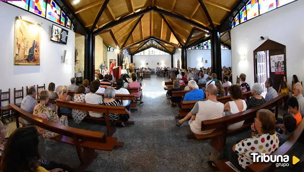 La iglesia salmantina costeada por sus vecinos que hoy cumple 25 años