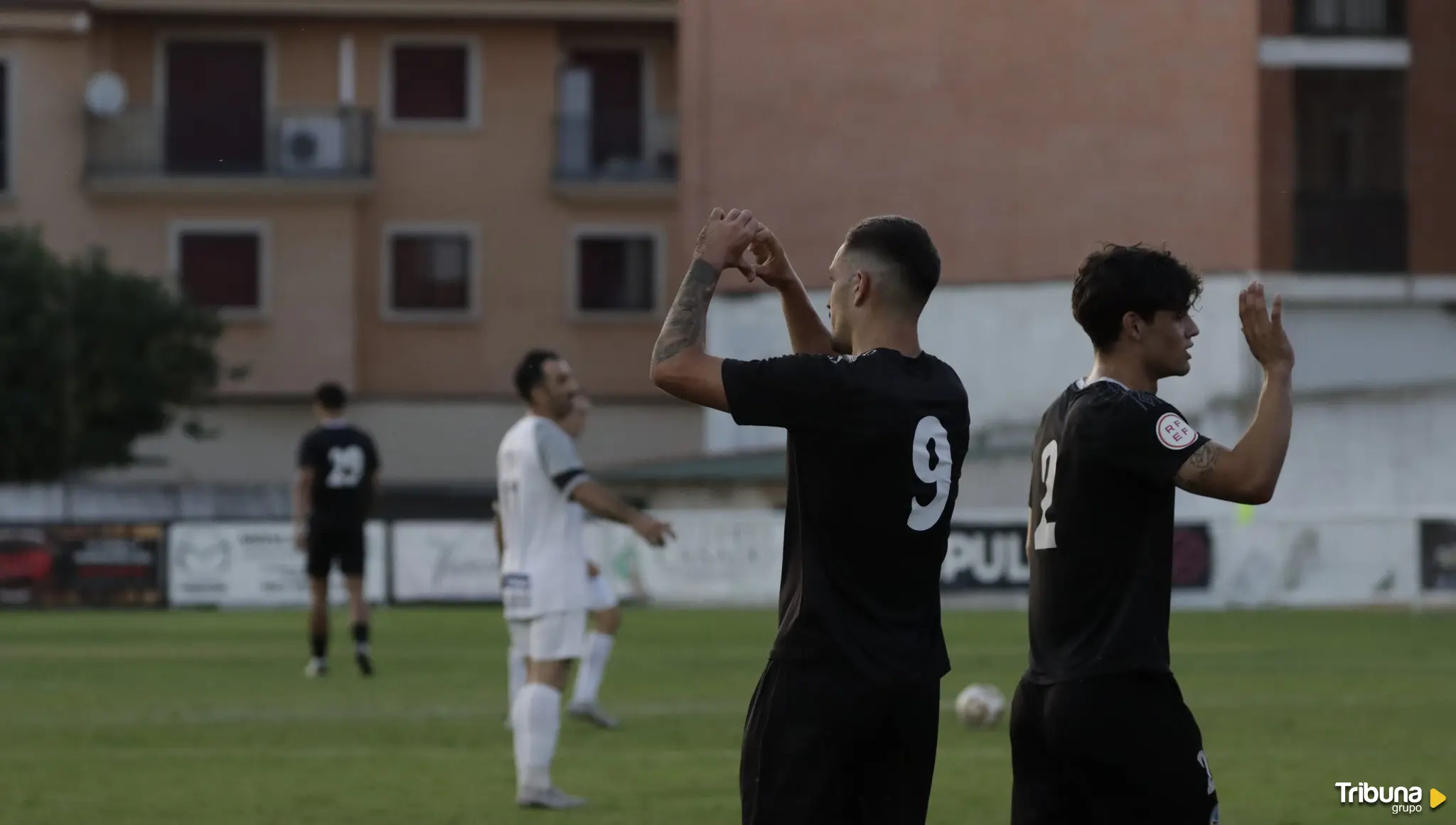 Maikel Villajos y Caramelo rescatan al Salamanca UDS en Ciudad Rodrigo